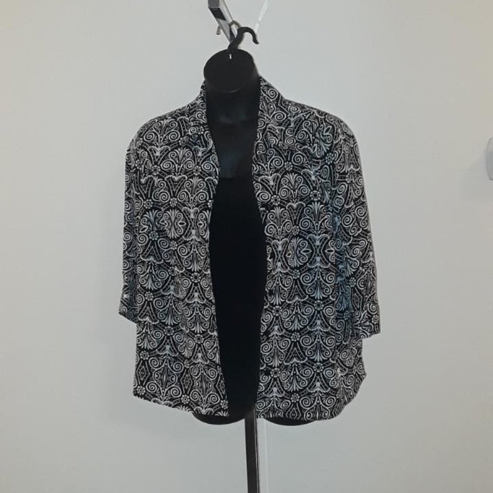 Black & White Shell/Shirt Combo